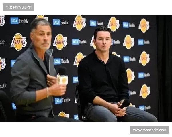 名记透露：雷迪克与湖人球员深入沟通，阐明对特定角色的独到见解